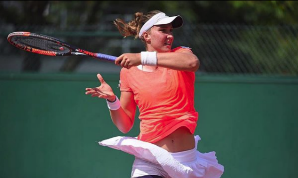 Beatriz Haddad Maia estreia com derrotas no ITF de Templeton
