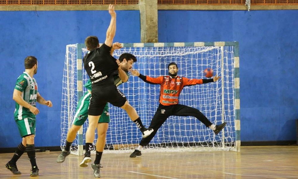 Pinheiros vence São Caetano e segue 100% no Paulistão de Handebol