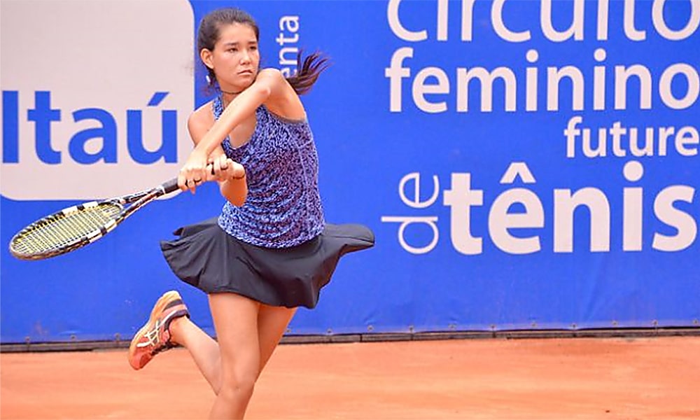 Dupla de Julia Konishi vence japonesas e est na final do ITF do Cairo