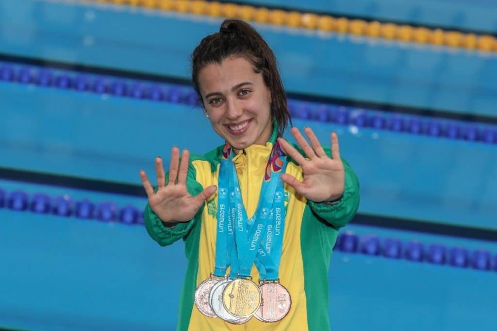 Larissa Oliveira - natação - 4x100m feminino - Jogos Olímpicos de Tóquio 2020 - Olimpíada