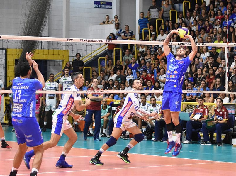 Barueri Vôlei vence Taubaté de virada pelo Campeonato Paulista