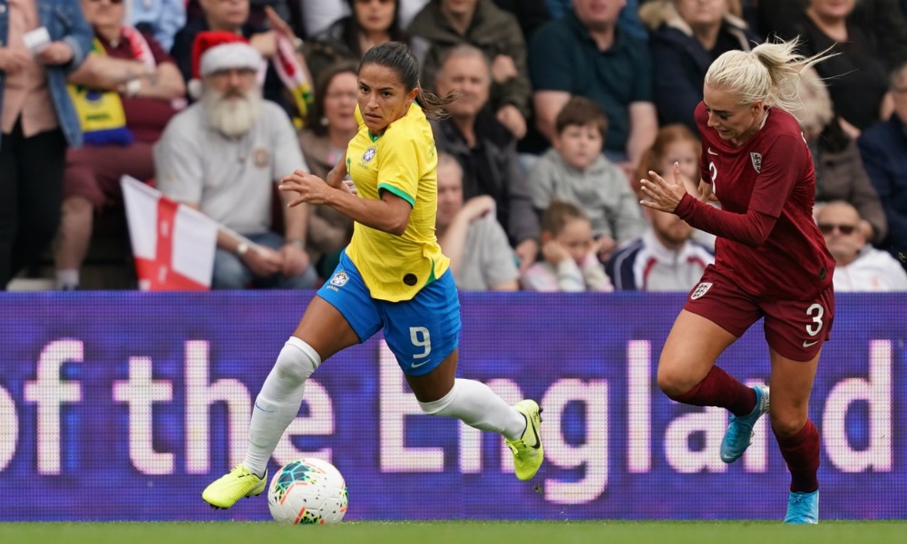 Jogo rápido com Diovanna (futebol feminino) 