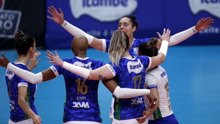 Minas x Pinheiros - Superliga Feminina