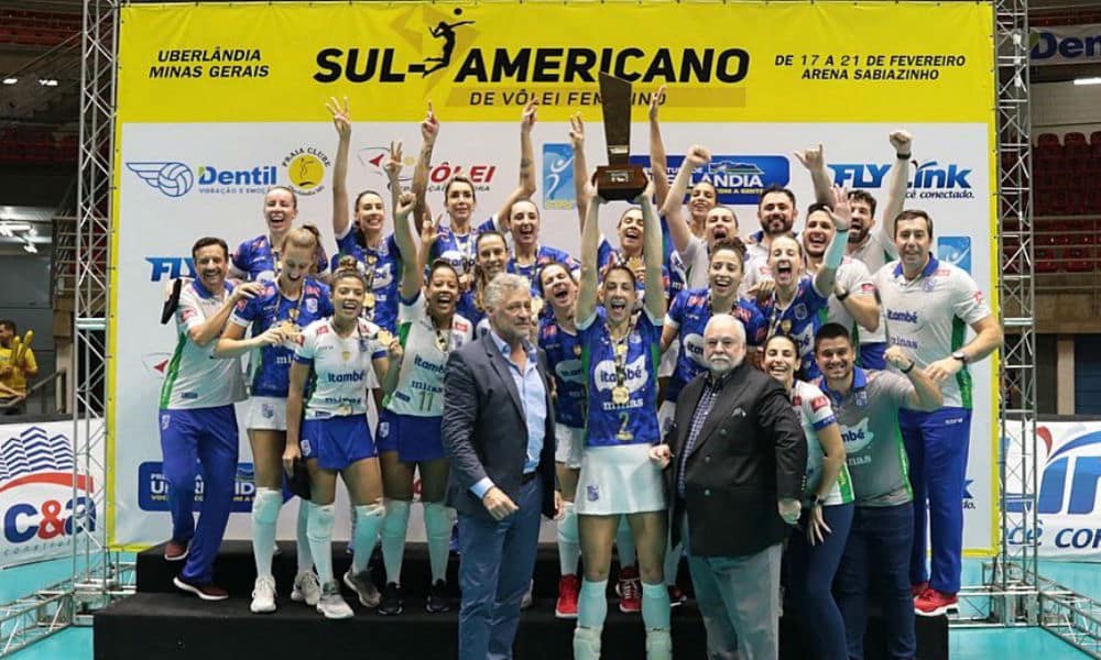 Praia Clube vence no tie-break e é campeão do Sul-Americano Feminino de  Vôlei