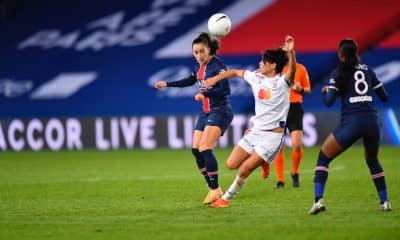 PSG vence clássico francês e assume a liderança