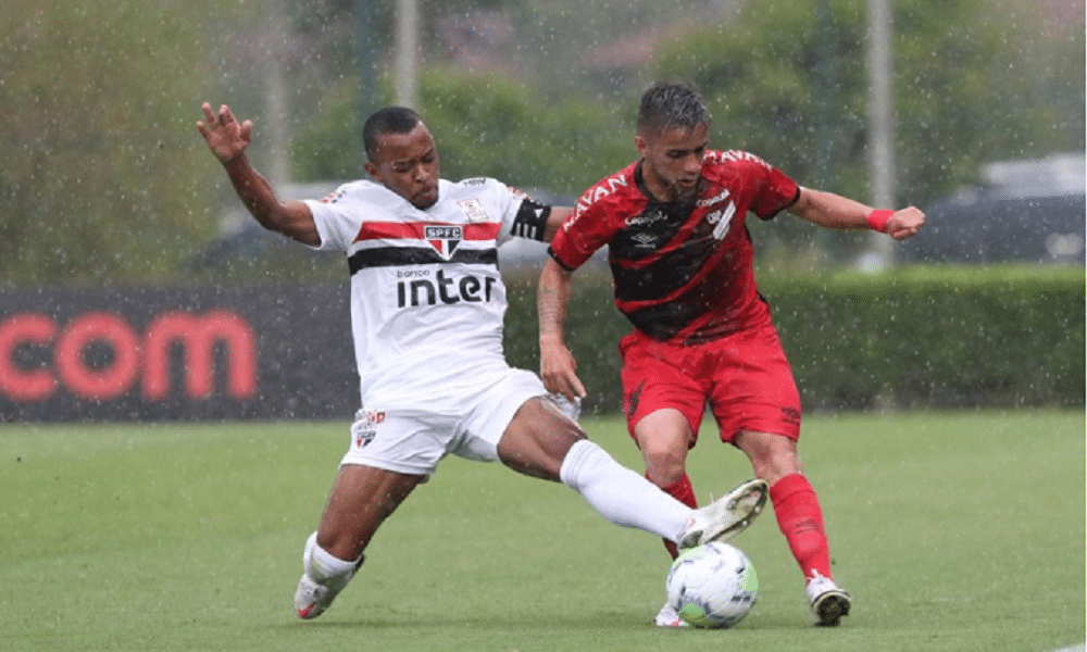 São Paulo e Athletico empatam e vaga fica em aberto