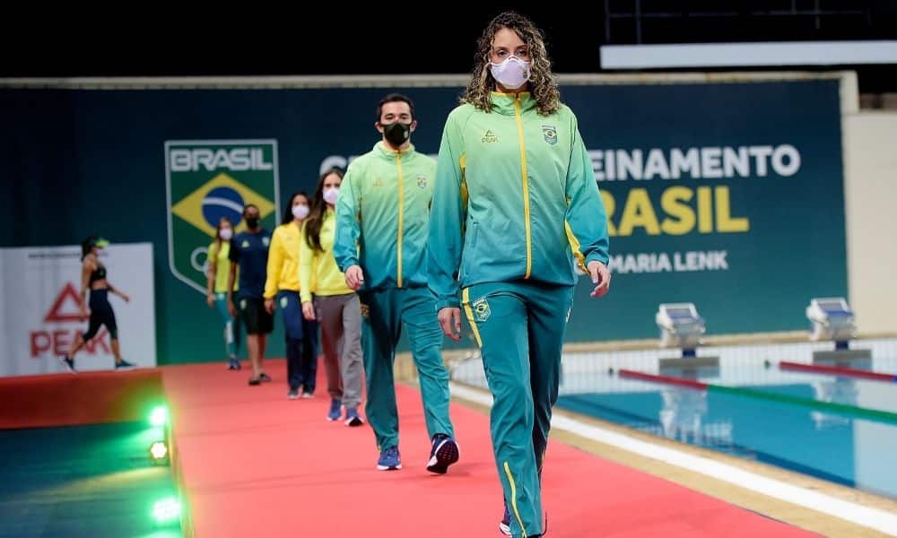 COB apresenta uniforme oficial da equipe brasileira na Olimpíada