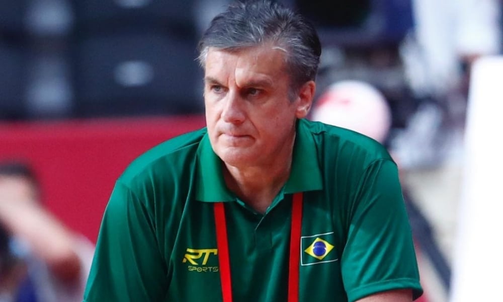 Jorge Dueñas não é mais técnico da seleção feminina de handebol