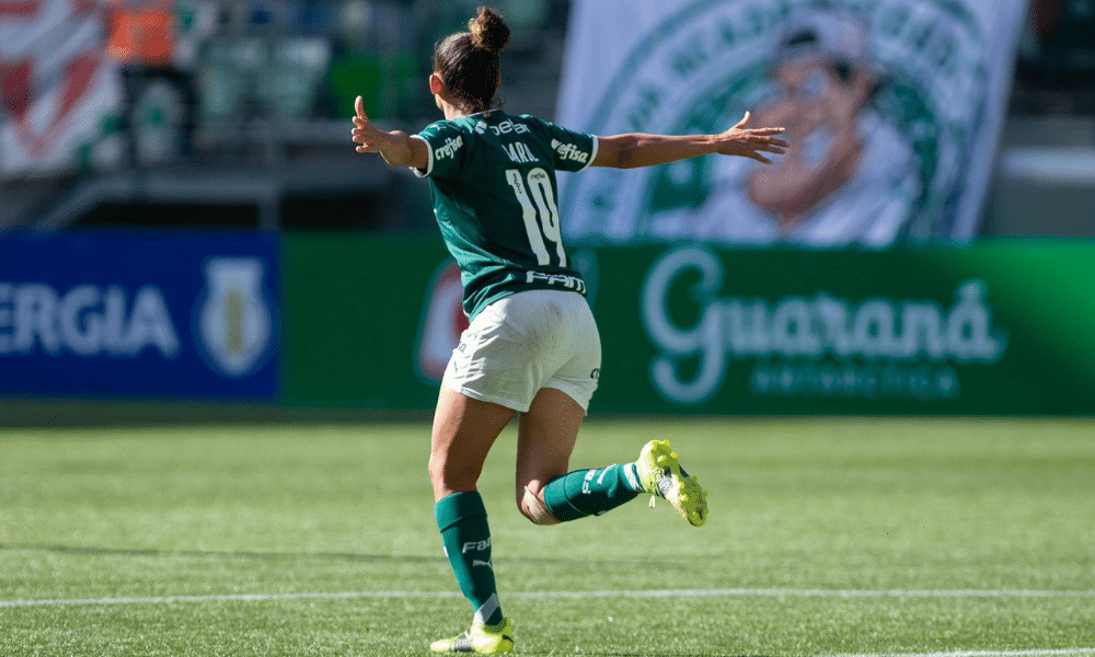 Palmeiras goleia São José e mantém liderança do Brasileirão Feminino