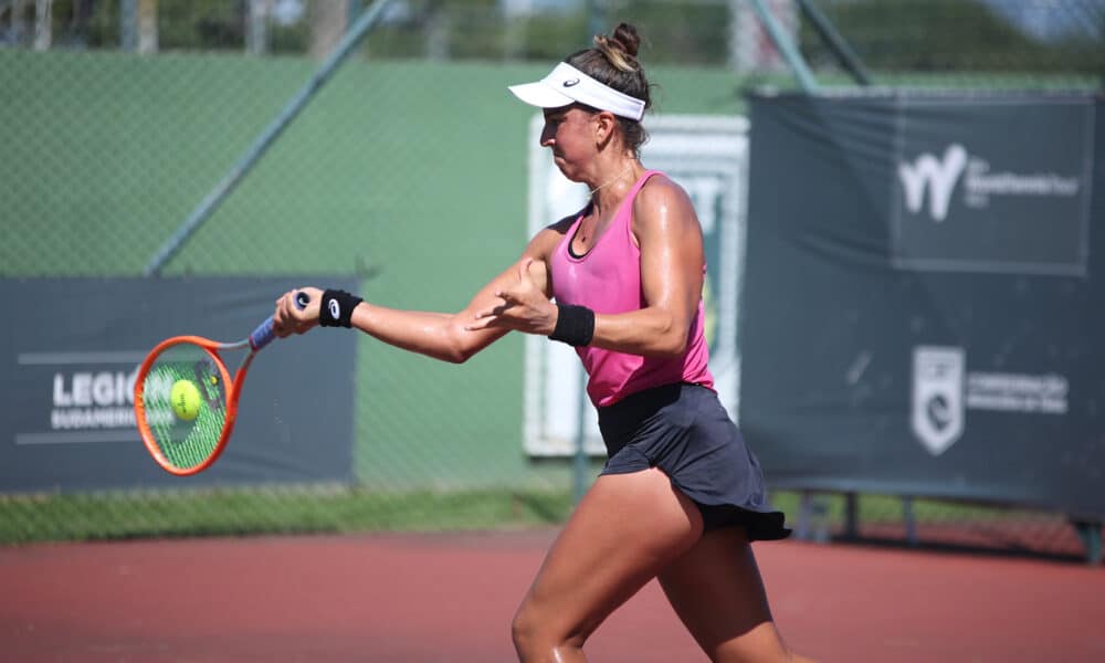 Parceira se machuca e Ingrid Gamarra Martins abandona WTA 1000 de  Guadalajara