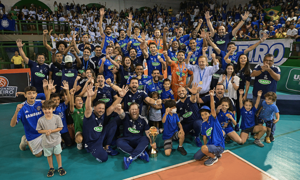 Minas Tênis Clube volta a vencer o Praia e é tricampeão