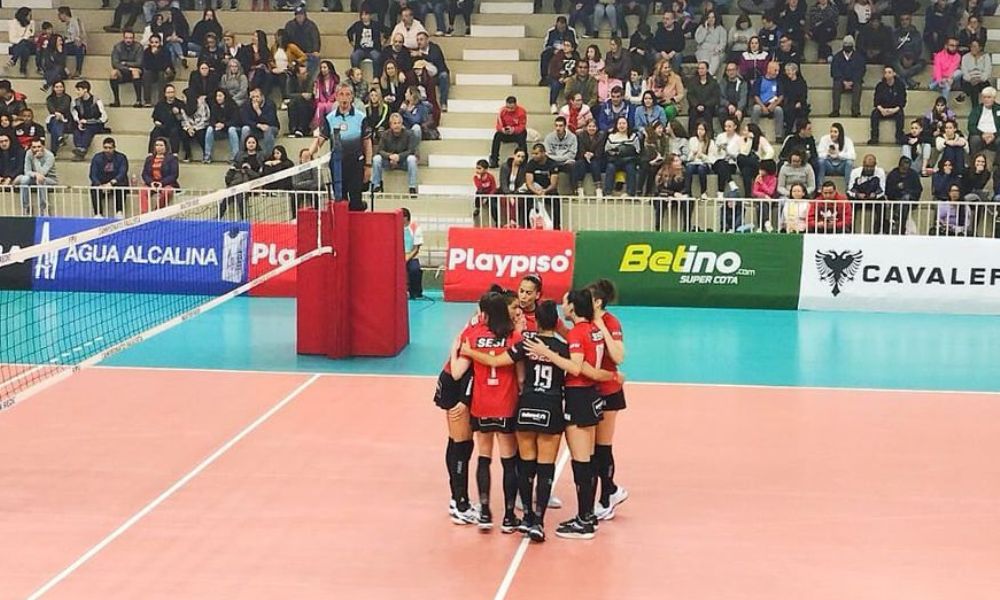 São Caetano / Energis 8 Brasil enfrenta Sesi Bauru no playoff semifinal do Campeonato  Paulista de Vôlei Feminino - ABC Agora