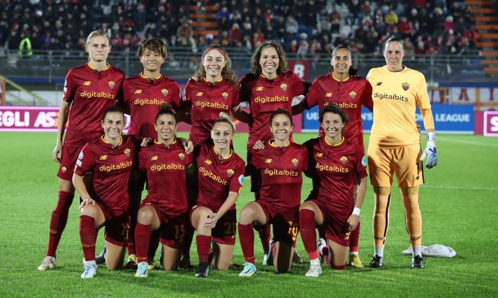 Champions feminina: Jogadoras da Roma posam para foto . Real Madrid