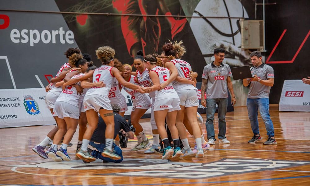 Meninas do basquete estão na final do Paulista - Portal Morada - Notícias  de Araraquara e Região