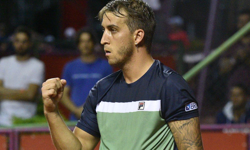 Felipe Meligeni enquanto joga no Masters de Madrid Laura Pigossi Challenger de Oeiras