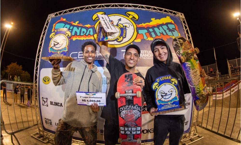 Paulo Galera no pódio da 1ª etapa do Circuito Brasileiro Profissional de Street Skateboarding