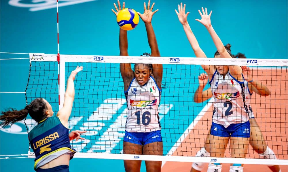 Partida entre Brasil e Itália, válida pela fase de grupos do Mundial Sub-19 Feminino (Divulgação/Volleyball World)