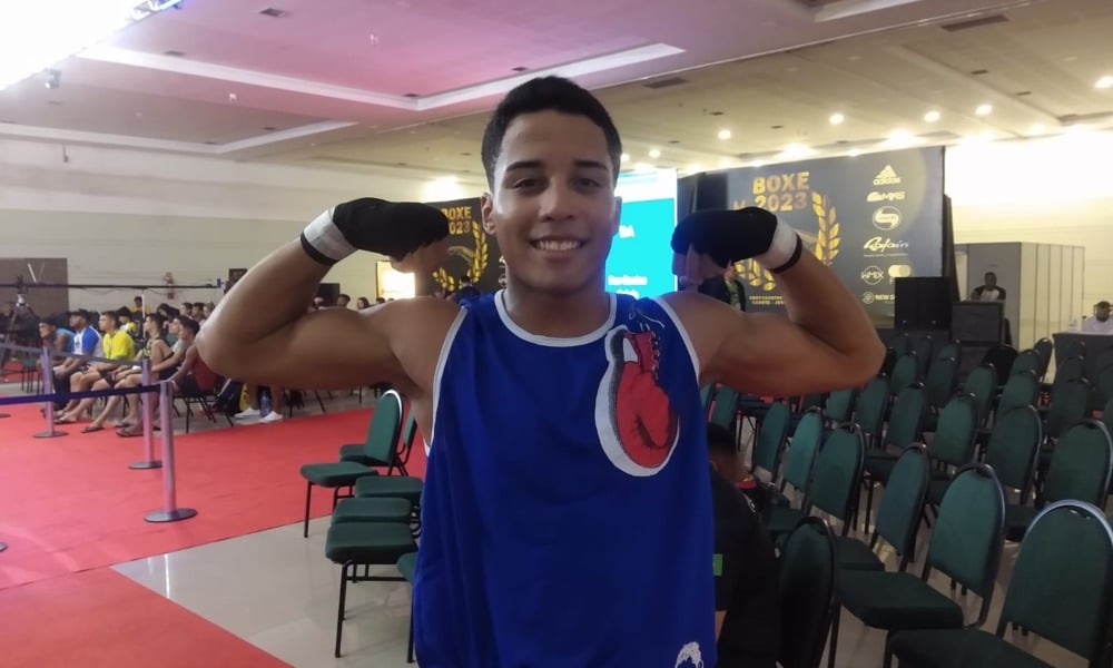 Ithalo Cardoso finalista do Brasileiro Cadete de Boxe