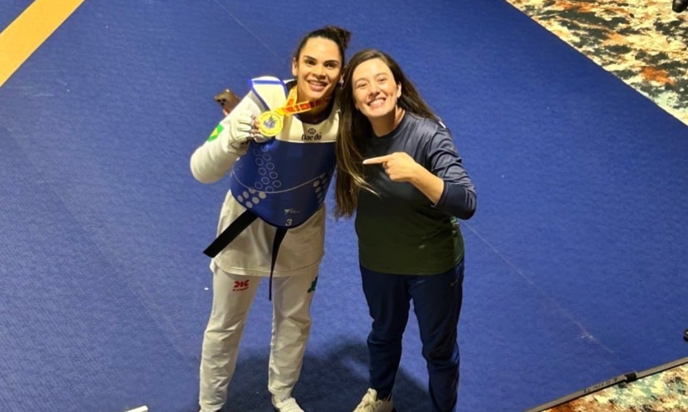 CAroline Santos, a Juma, com medalha de ouro do Bósnia e Herzegovina Open de taekwondo