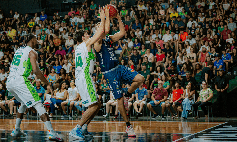 Bauru Basket vence SJC na primeira rodada do Campeonato Paulista