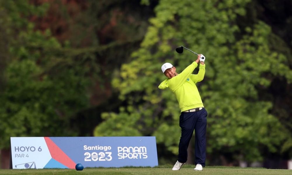 Brasileiro Rodrigo Lee, melhor colocado do país no golfe masculino no Pan de Santiago (Jonnathan Oyarzun/Santiago-2023)