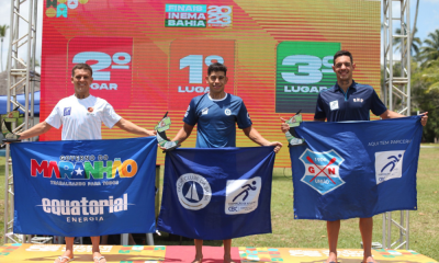 Pódio dos 10km da oitava etapa do Campeonato Brasileiro de águas abertas, com Henrique Figueirinha e Pedro Farias; eles se classificaram para o Mundial de Doha