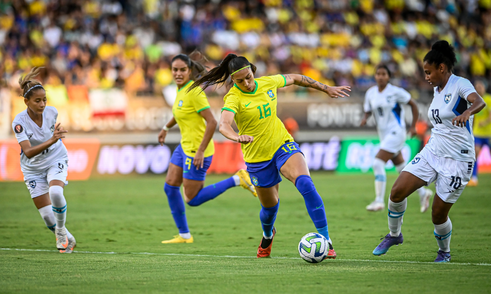 PAULISTA FEMININO SUB-17: São Paulo atropela o Centro Olímpico e avança à  semifinal