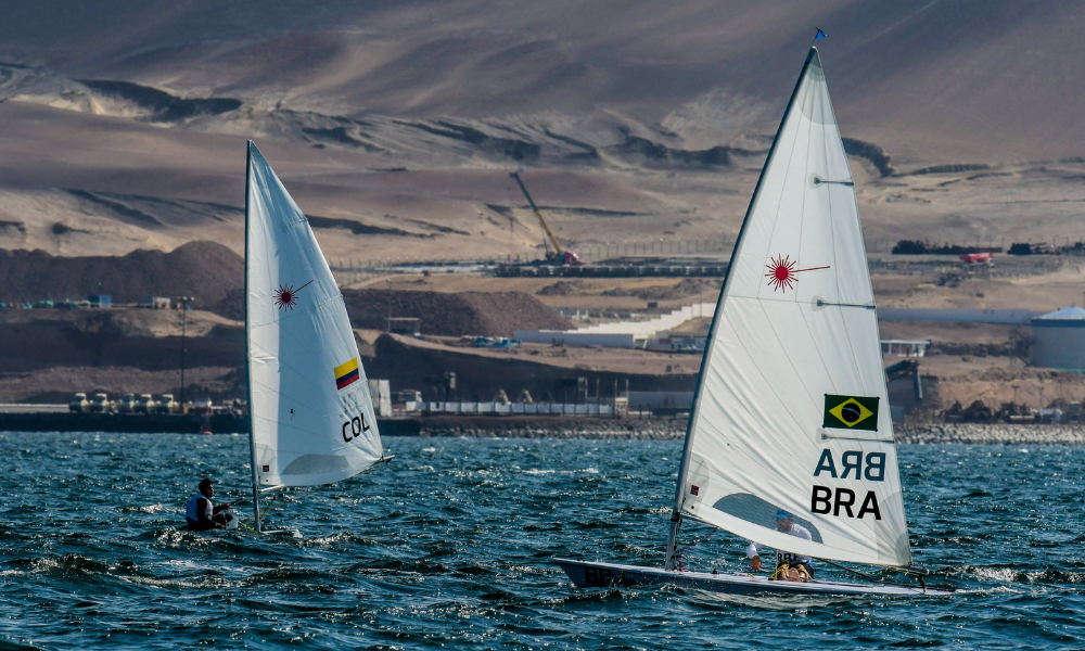 Bruno Fontes durante disputa do Mundial da ILCA 7 da vela