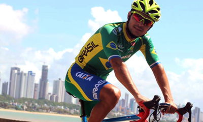 Kléber Ramos durante uma competição de ciclismo