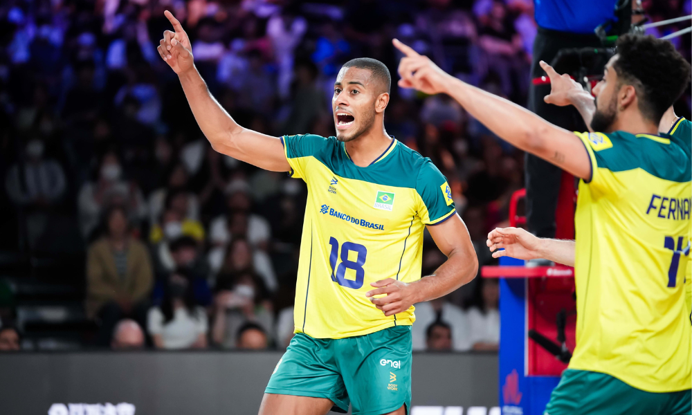 Lucarelli jogador da seleção brasileira masculina na VNL 2024 (Foto: Volleyball World)