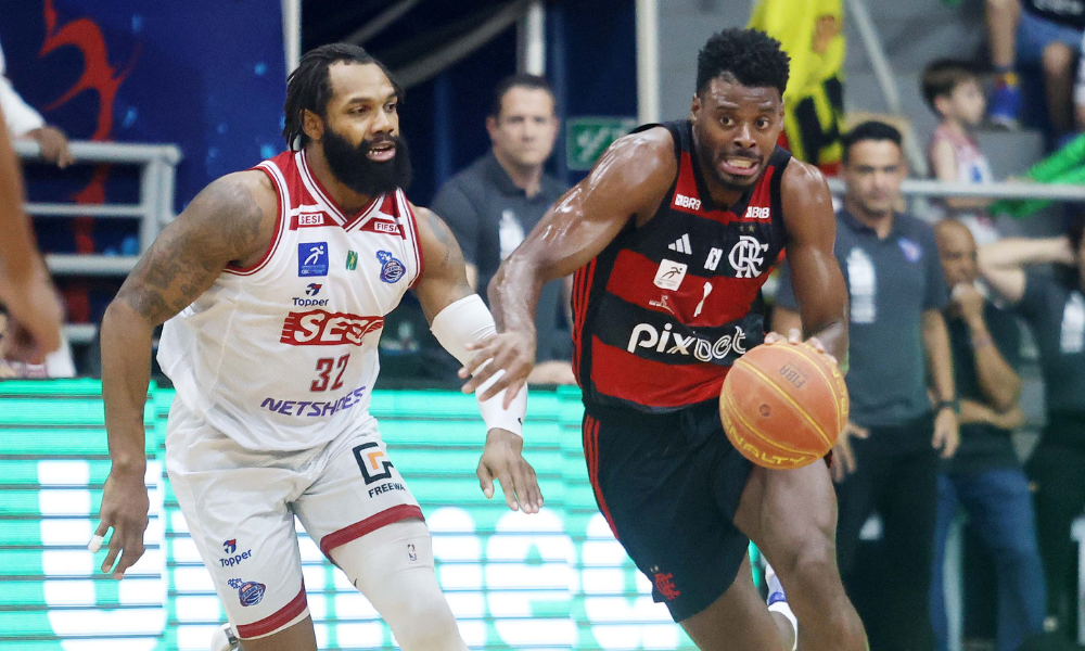 Gui Deodato no jogo entre Flamengo e Sesi Franca na final do NBB