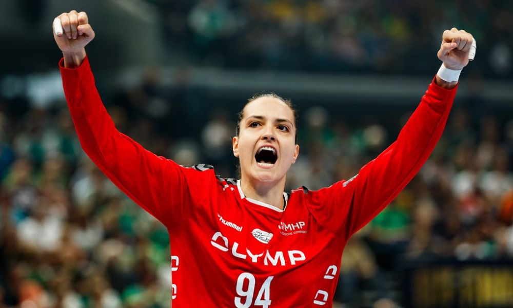 Gabi Moreschi foi fundamental para a classificação do BBM Bietgheim para a final da champions league de handebol feminino