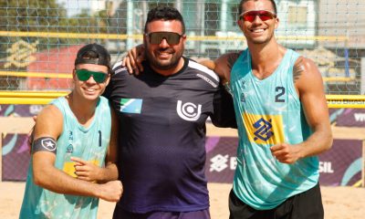 Guto e Saymon, uma das duplas vencedoras da Etapa de Cuiabá do Circuito Brasileiro de vôlei de praia