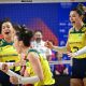 Jogadoras do Brasil comemoram vitória sobre a Polônia na Liga das Nações de vôlei feminino, a VNL 2024