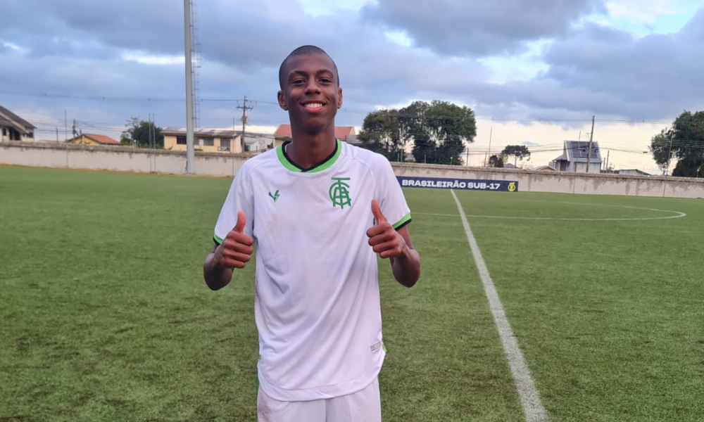 João Pedro, autor do gol do América-MG na vitória contra o Athletico Paranaense pelo Brasileirão sub-17