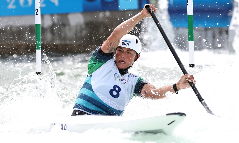 Ana Sátila em ação na canoa (C1) na canoagem velocidade nos Jogos Olímpicos de Paris-2024