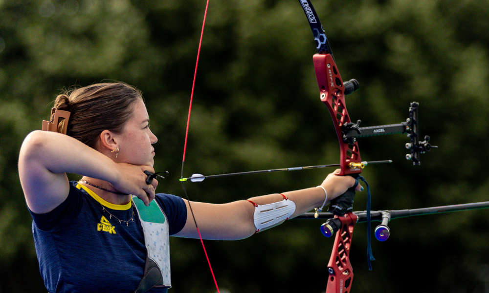 Ana Luiza Caetano, representante do Brasil no tiro com arco nos Jogos Olímpicos de Paris-2024 (Miriam Jeske/COB)