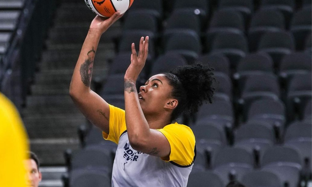 Damiris Dantas, jogadora do Indiana Fever na WNBA (Reprodução/Instagram/@indianafever)