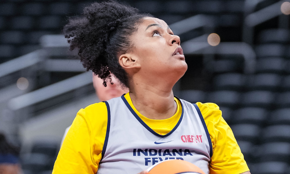 Damiris Dantas, jogadora do Indiana Fever na WNBA (Reprodução/X/@IndianaFever)