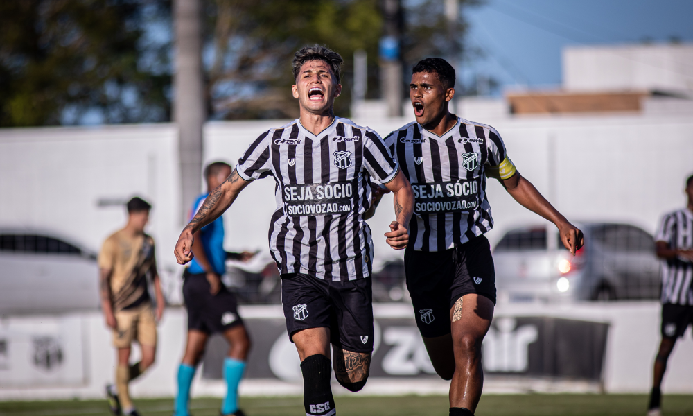 Jogadores do Ceará celebrando um dos gols da partida pelo Brasileiro Sub-20 (Foto: Gabriel Silva/Ceará SC)