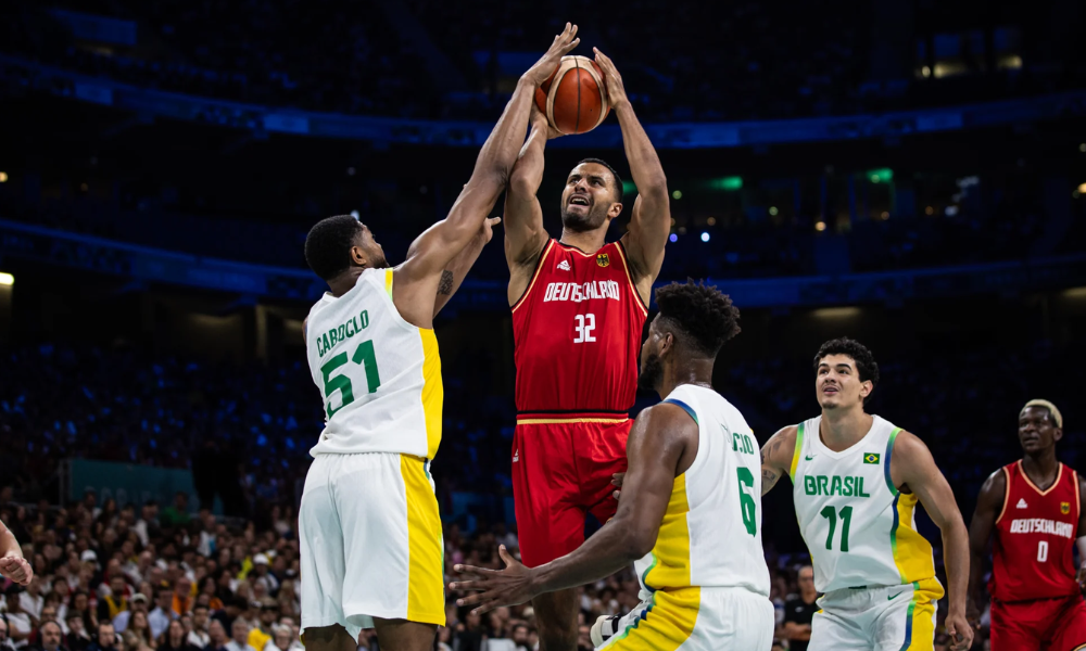 Confronto entre Brasil e Alemanha, válido pela segunda rodada dos Jogos Olímpicos de Paris-2024 (Foto: FIBA)