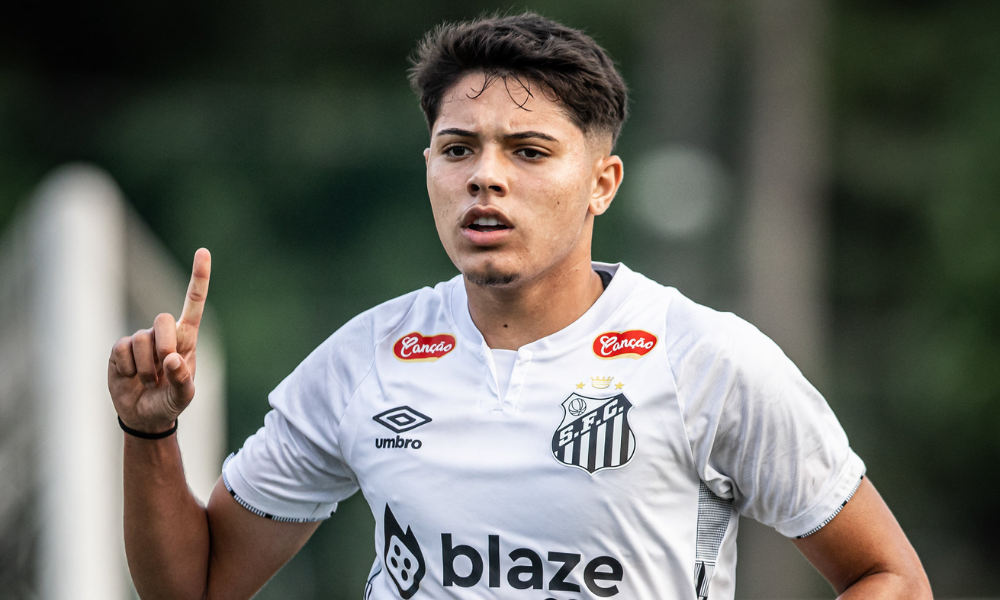 Luca Meirelles em Santos e Athletico Paranaense pelo Brasileirão sub-17