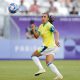 Marta completa 200 jogos pelo Brasil na vitória de 1 a 0 sobre o Japão, que classificou a seleção para as quartas de final do futebol feminino