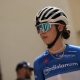 Tota Magalhães com a camisa azul de rainha da montanha no Giro D'Italia