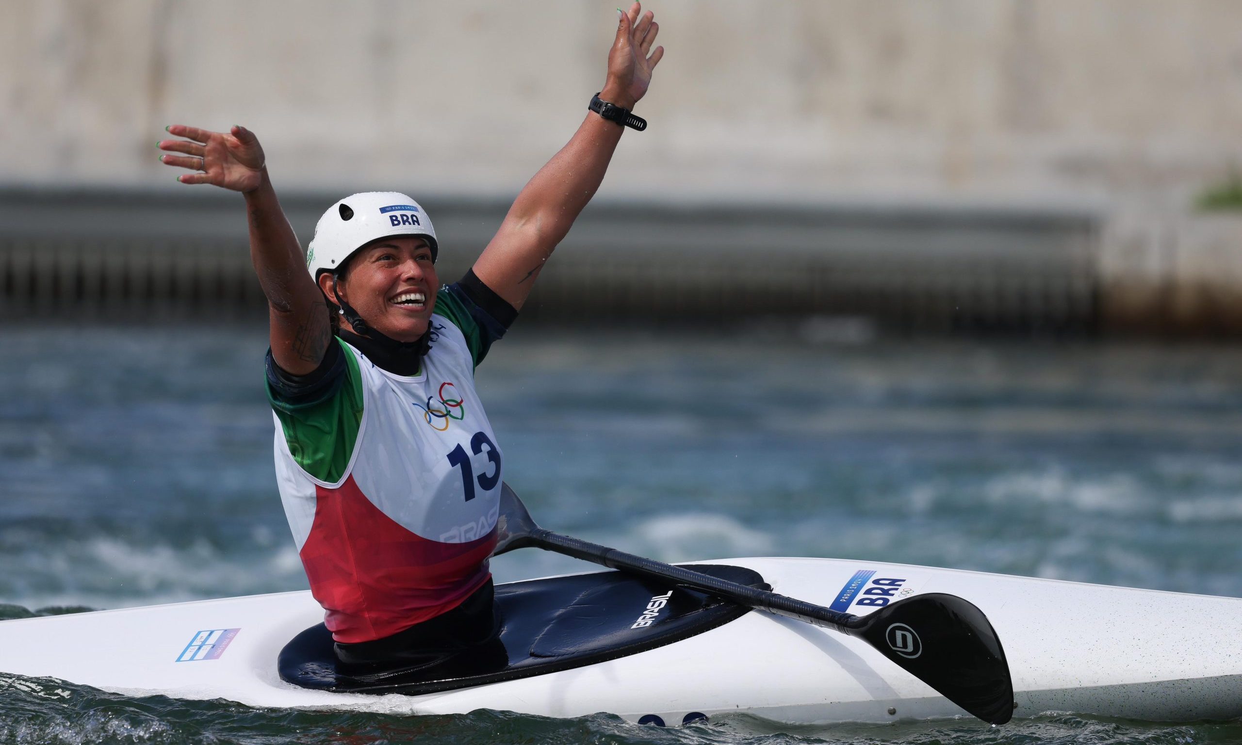 Ana Sátila K1 canoagem slalom paris caiaque