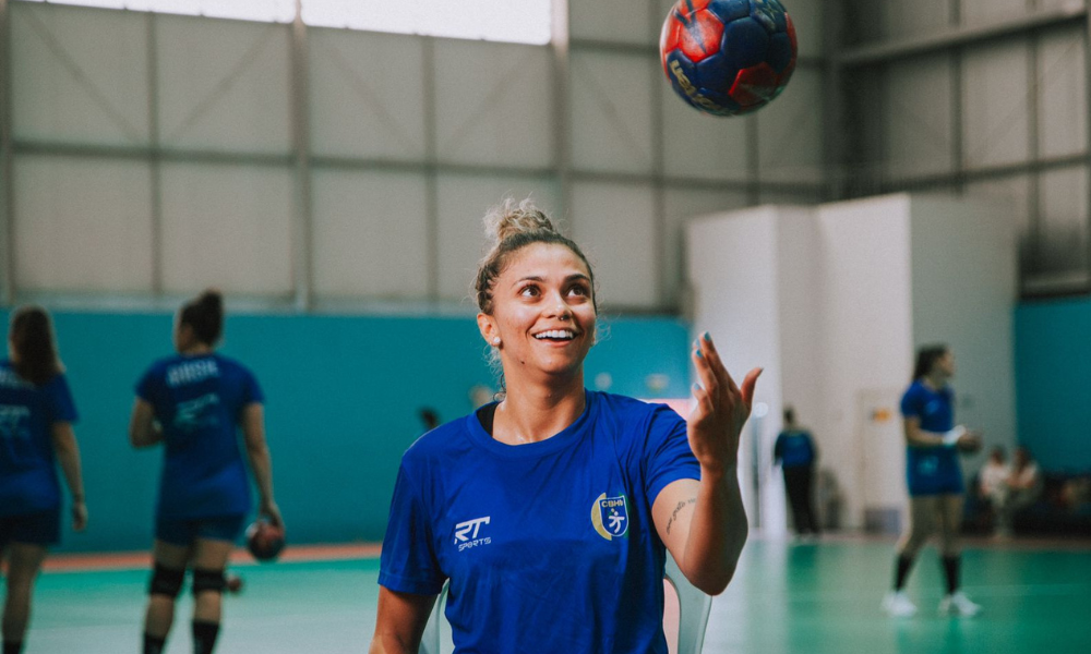 handebol feminino embarca para Paris-2024