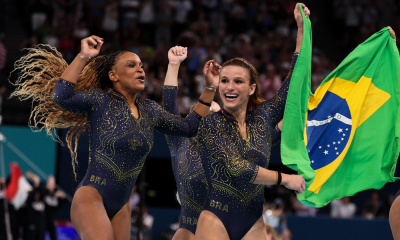 Rebeca Andrade e Jade Barbosa comemoram medalha nos Jogos Olímpicos de Paris