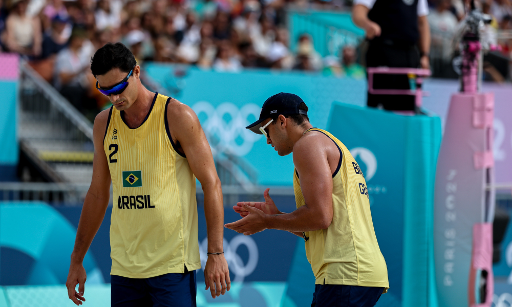 André e George perderam nas oitavas do vôlei de praia de Paris-2024