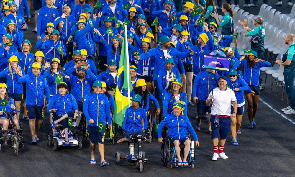 Assista ao vivo a cerimônia de abertura dos Jogos Paralímpicos de Paris-2024, que começa na Champs-Elysées e vai até a Praça da Concórdia