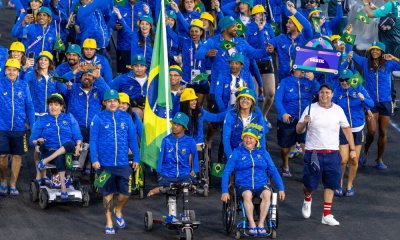 Beth Gomes e Gabriel Araújo na cerimônia de abertura dos Jogos Paralímpicos de Paris-2024